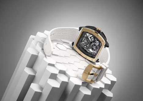 Flying Tourbillon Sport GMT Hybrid Gold - Image 5